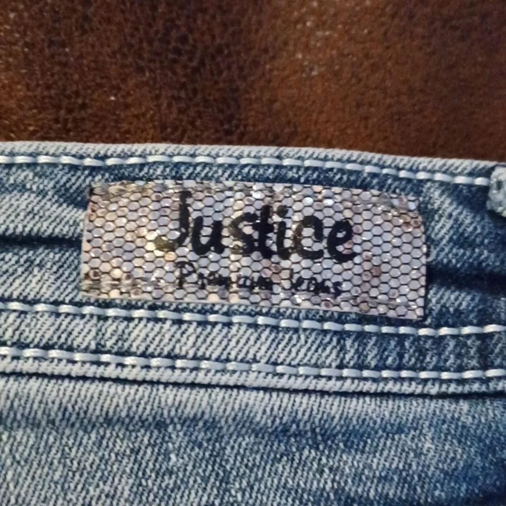 JUSTICE PREMIUM  JEANS SHORTS, SIZE 10 1/2.
